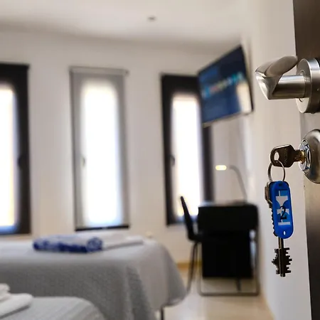 Pensadas Ti Homestay Fuengirola